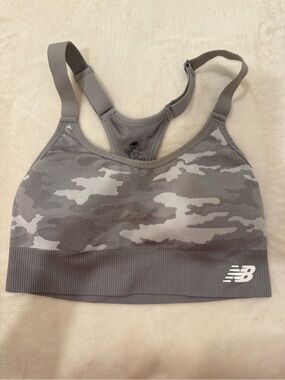 New Balance Sports Bra Medium (Grey Camo)
